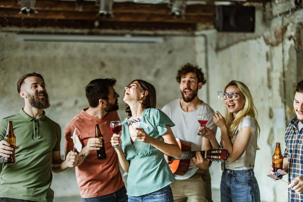 likebehandling i arbeidslivet - folk som har det gøy på jobb