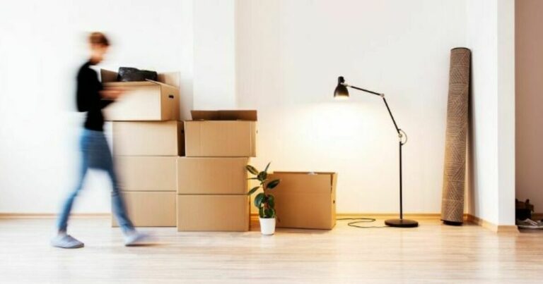 arealavvik og arealsvikt - person i en stue