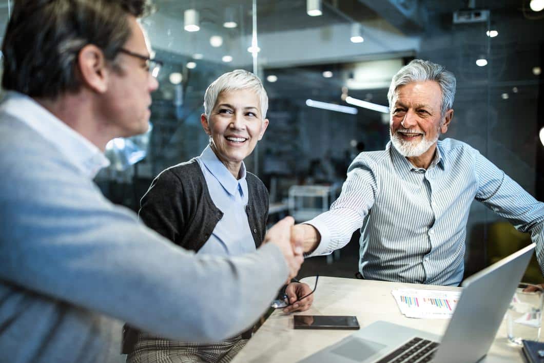 fornyelse av varemerker - 3 personer som er enig om ting